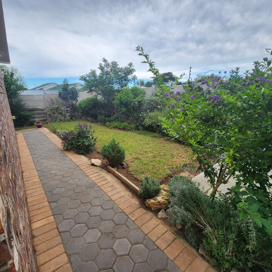 2 Bedroom Property for Sale in Dana Bay Western Cape